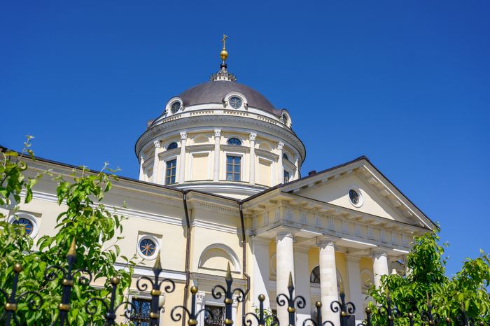 Свято-Духовский храм в селе Шкинь округа Коломна