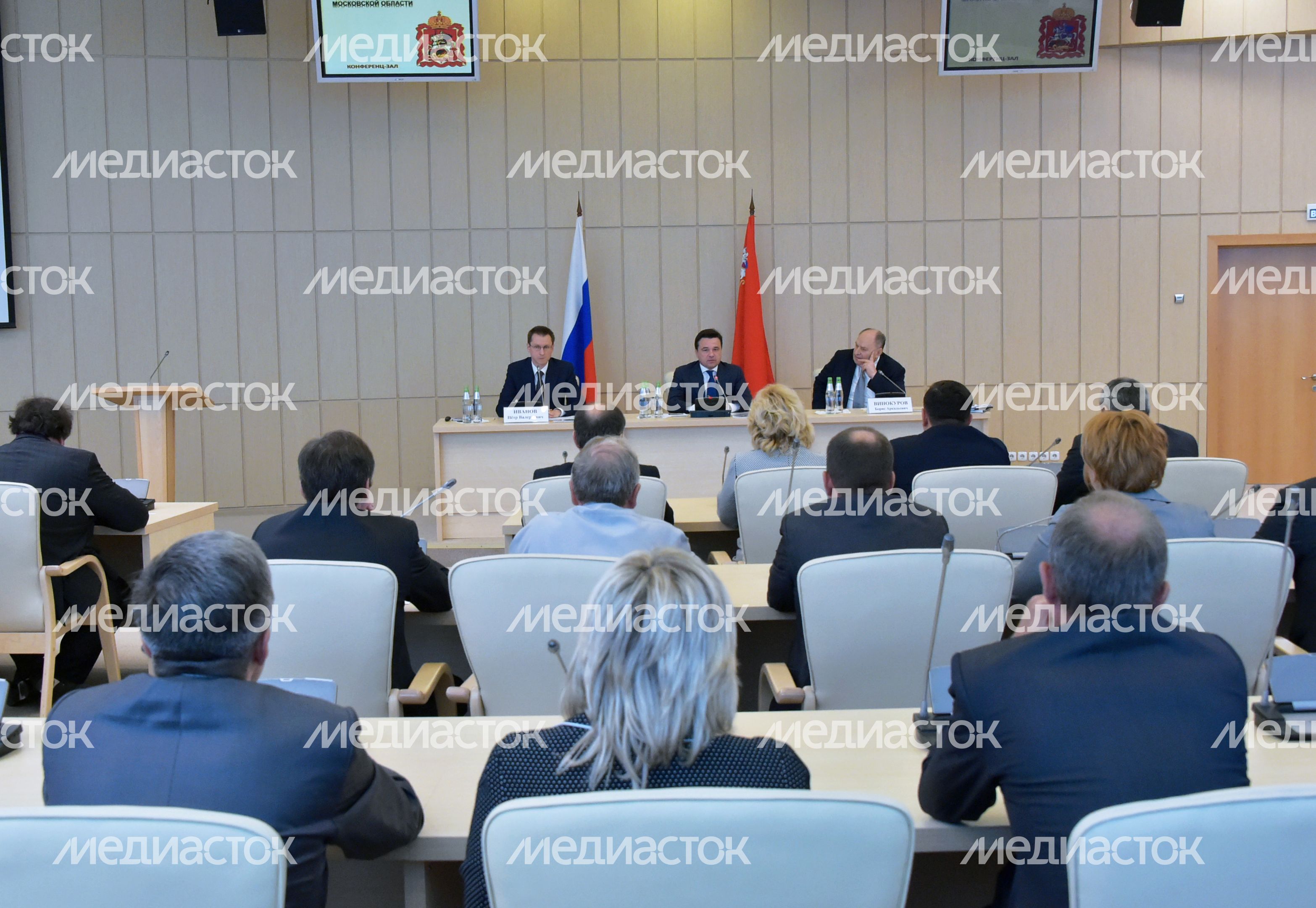 А. Воробьев провел рабочую встречу с перевозчиками Московской области