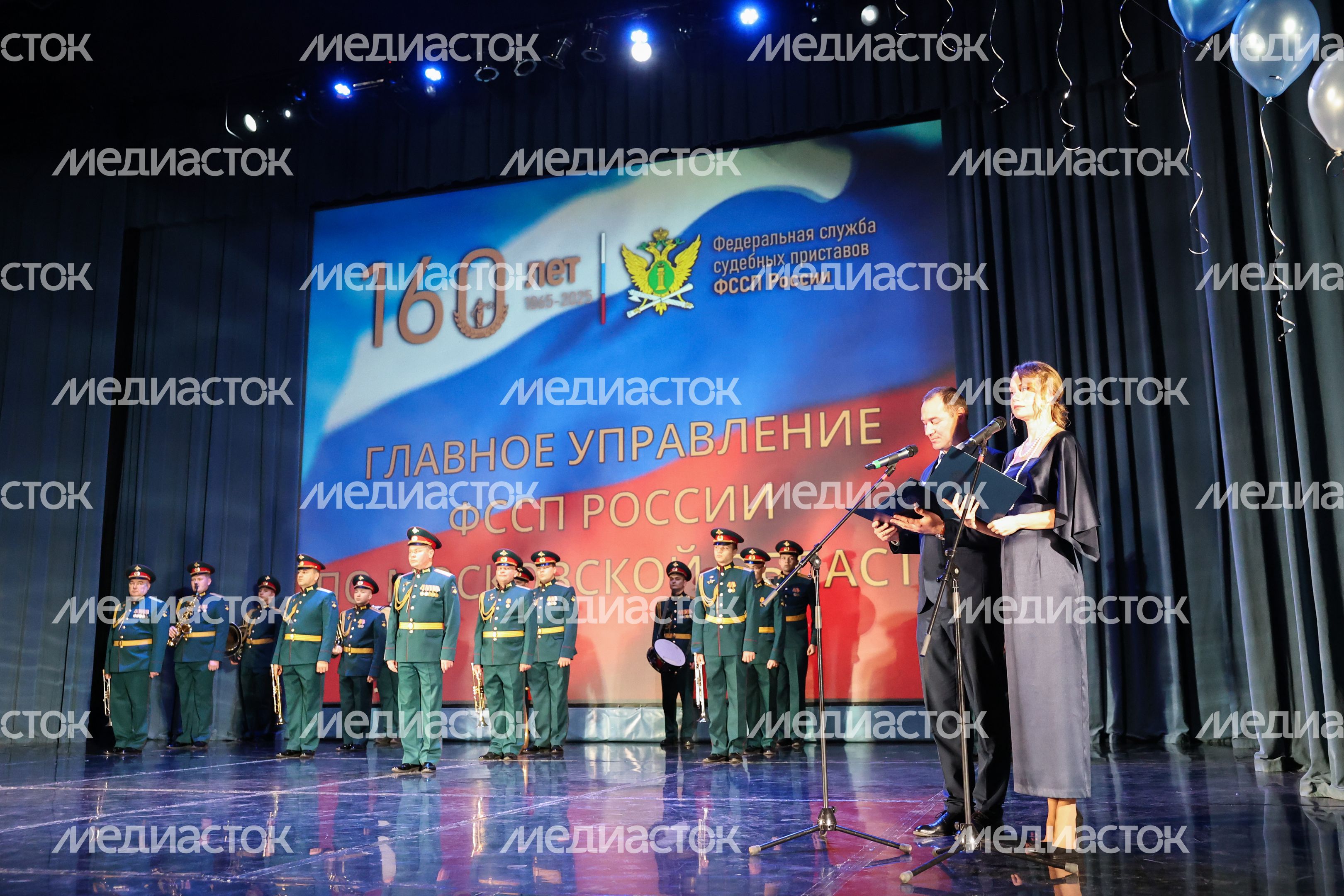 Судебных приставов поздравили с профессиональным праздником Судебных приставов поздравили с профессиональным праздником