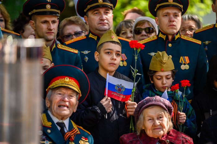 Торжественная церемония зажжения Вечного огня в Королеве