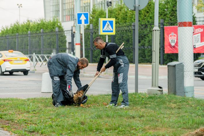 Уборка территории в Химках