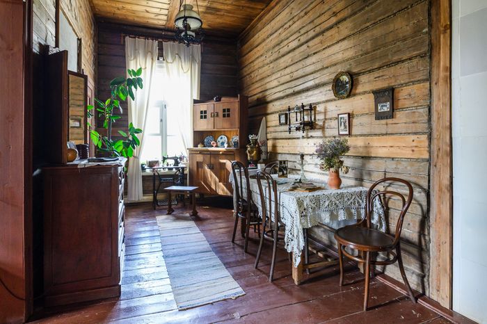 Чехов. Земская школа в селе Мелихово