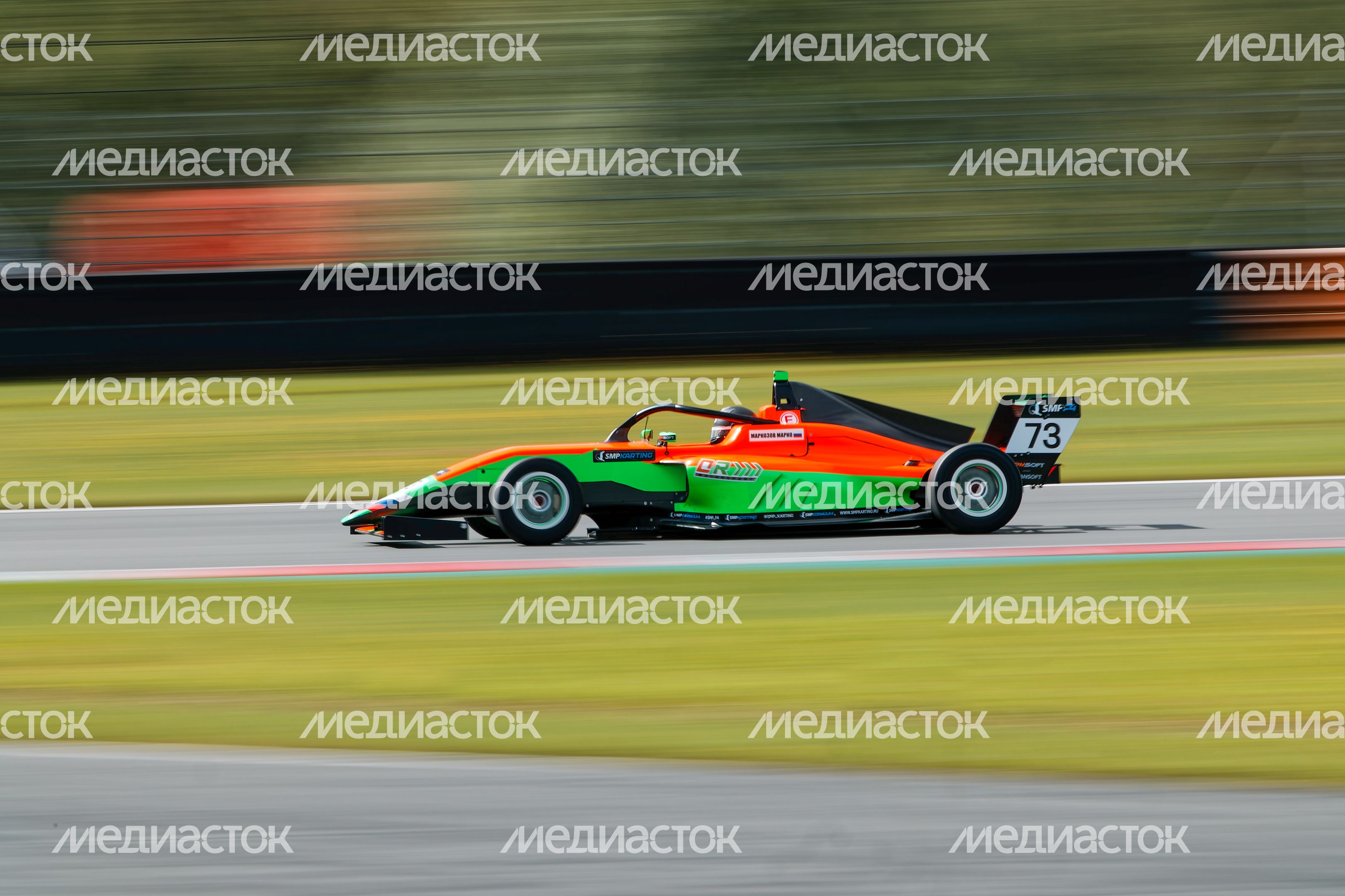 VI этап российской серии кольцевых гонок на автодроме Moscow Raceway