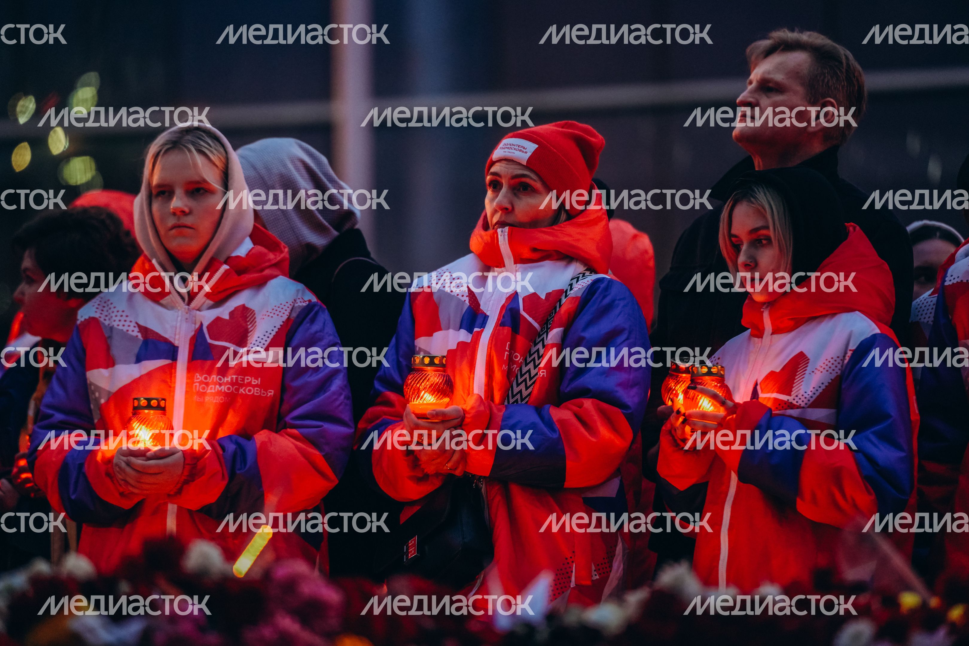 Акция памяти «Журавли» прошла на девятый день после теракта в "Крокус Сити Холле"