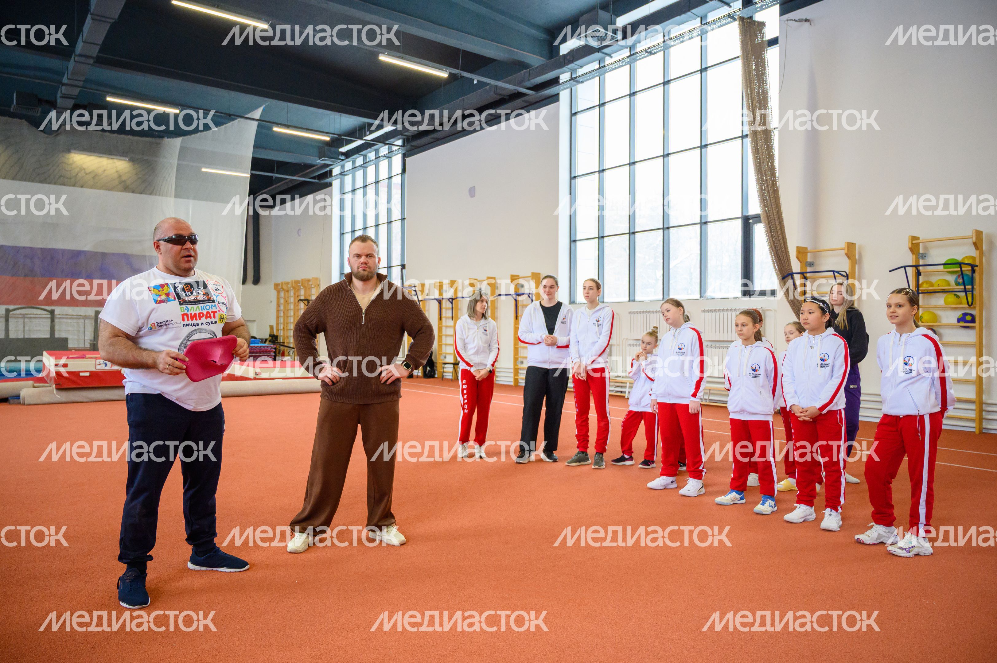 Мастер-класс от силача-экстремала Сергея Агаджаняна и актера Андрея Сухина в Люберцах Мастер-класс от силача-экстремала Сергея Агаджаняна и актера Андрея Сухина в Люберцах