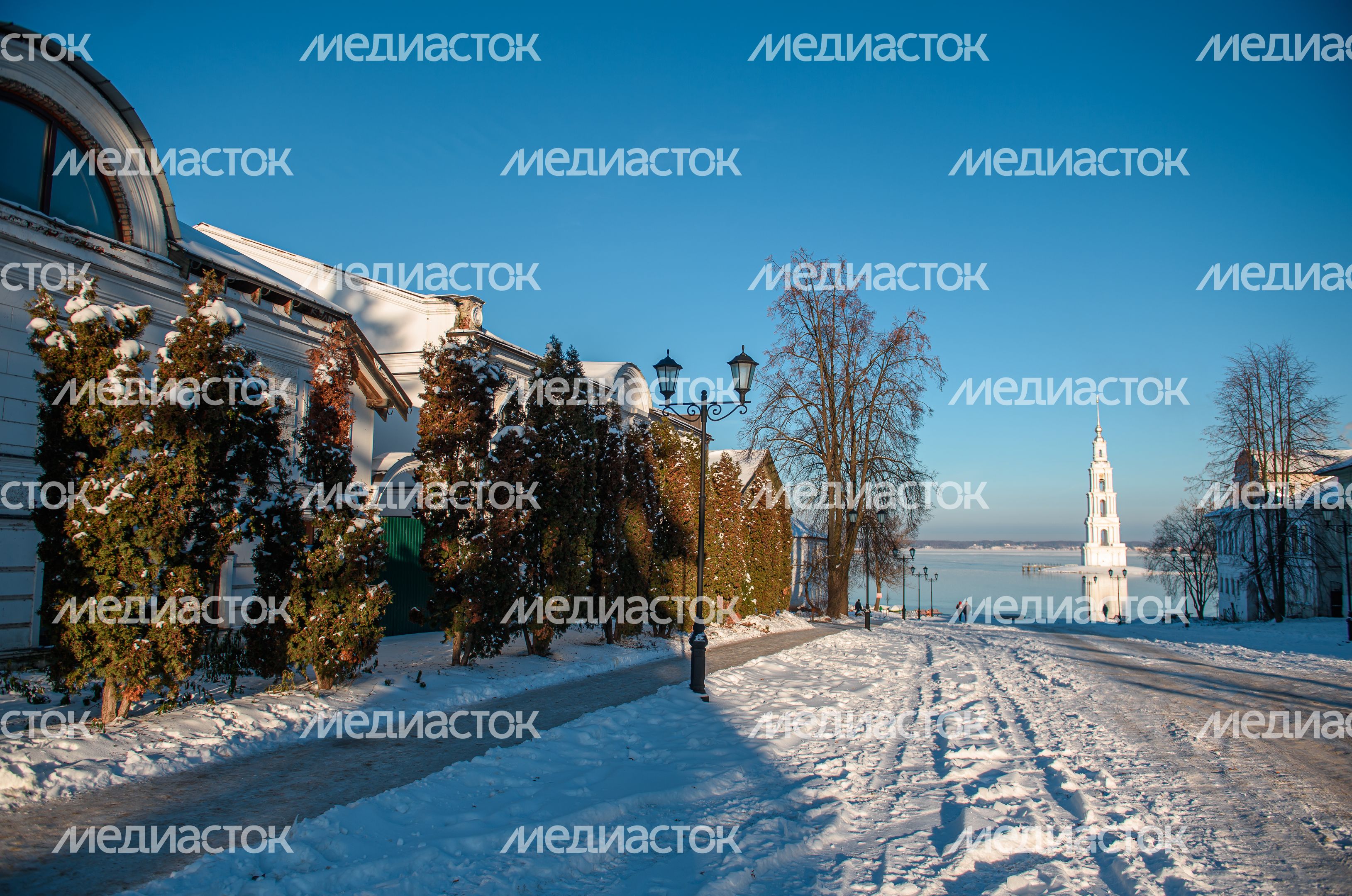 Зимние виды города Калязин