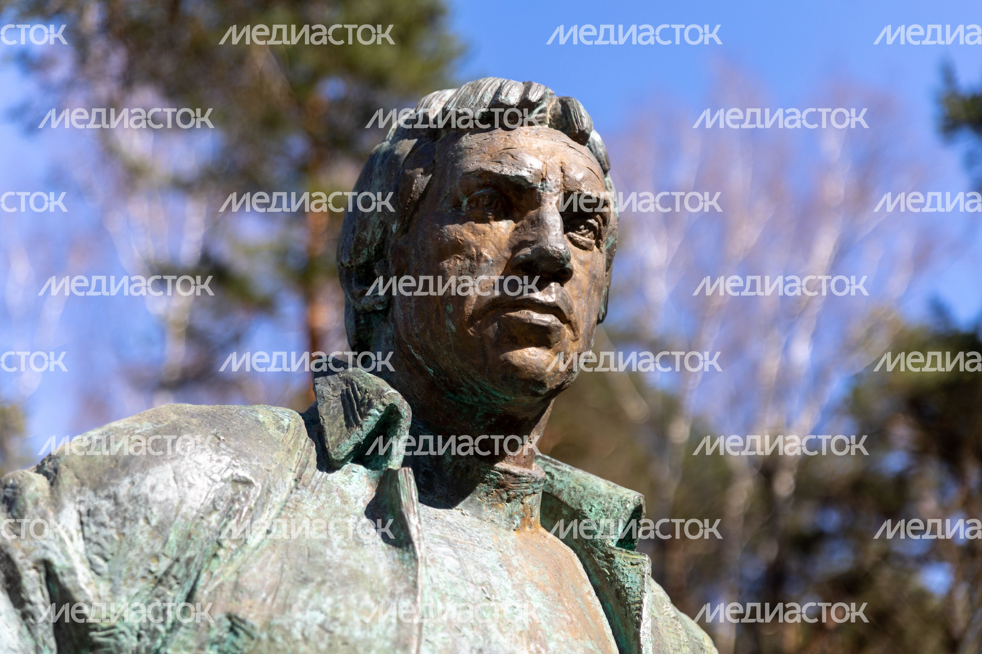 Памятник Высоцкому