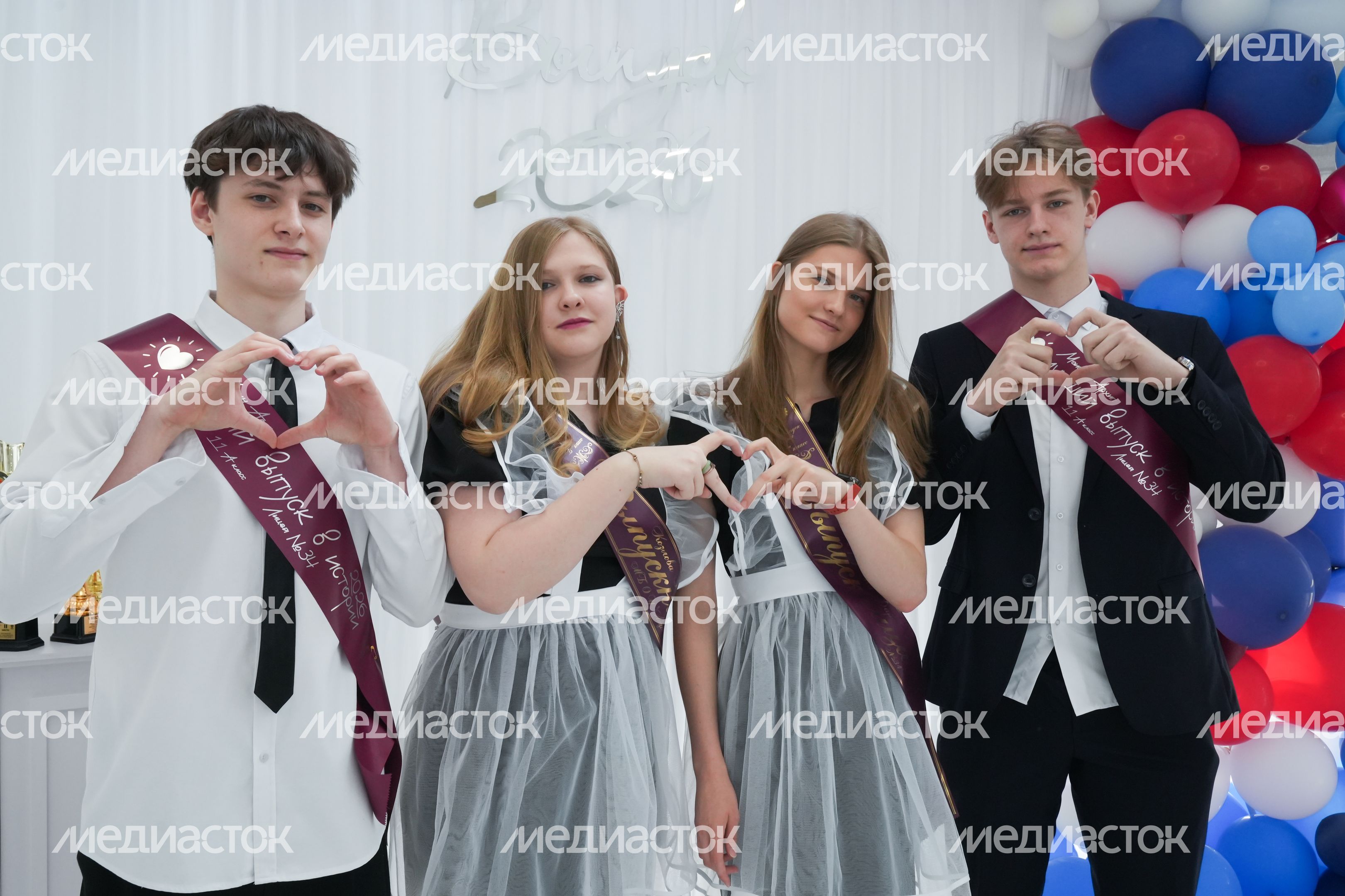 Последний звонок в мытищинском лицее №34 Последний звонок в мытищинском лицее №34