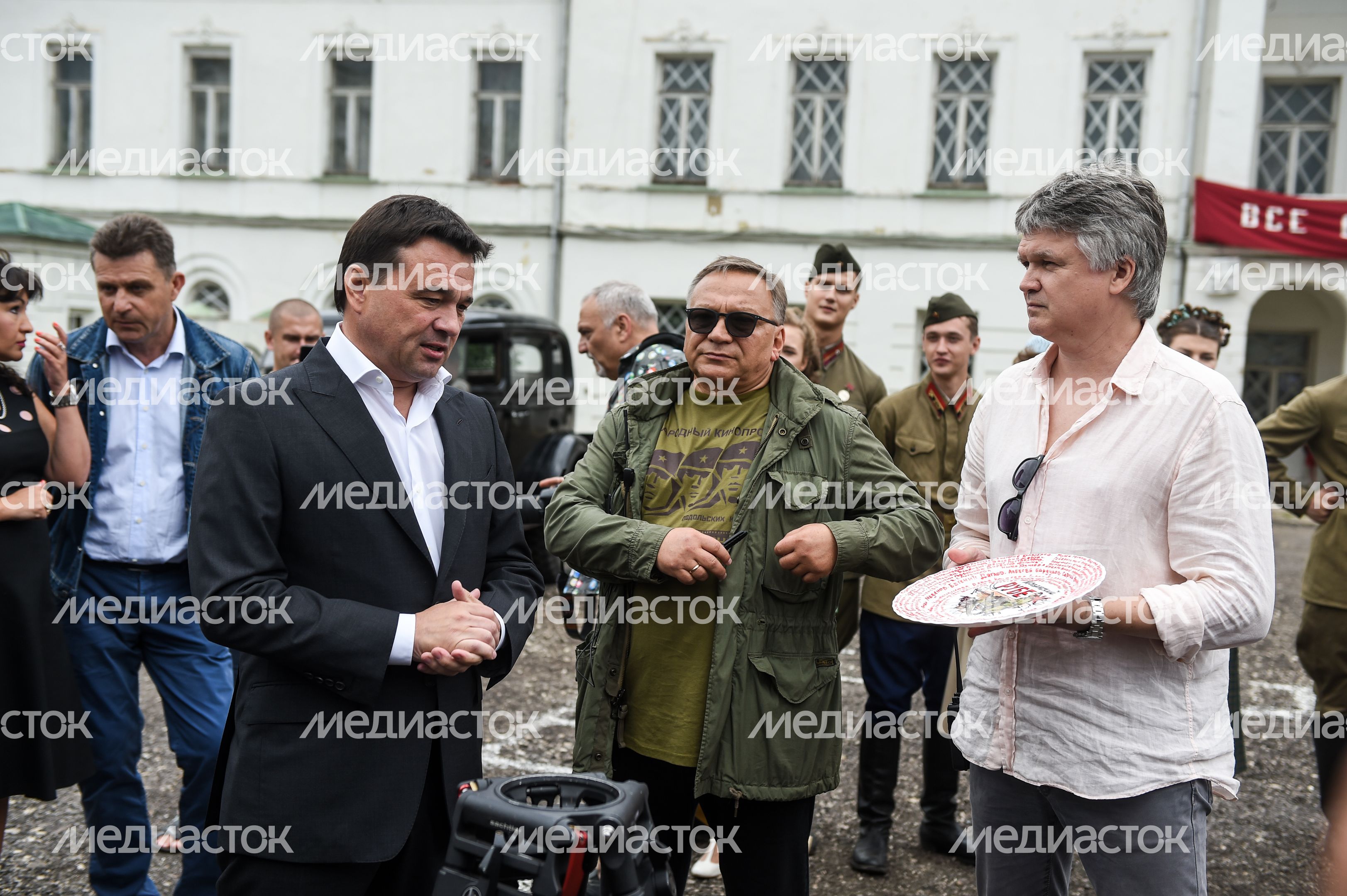 Андрей Воробьев посетил съемочную площадку фильма Ильинский Рубеж