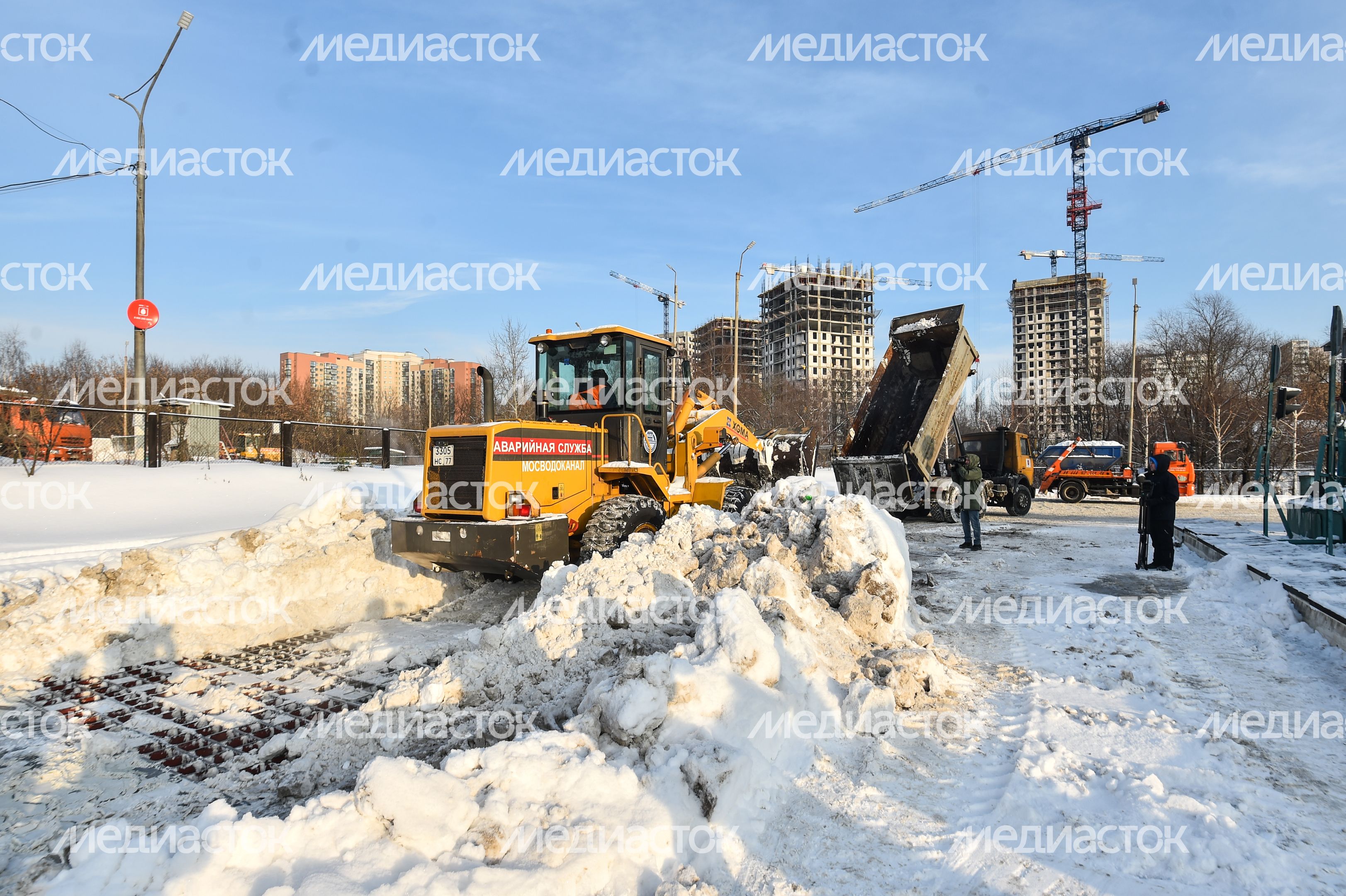 Утилизация снега на снегосплавном пункте «Черкизово»