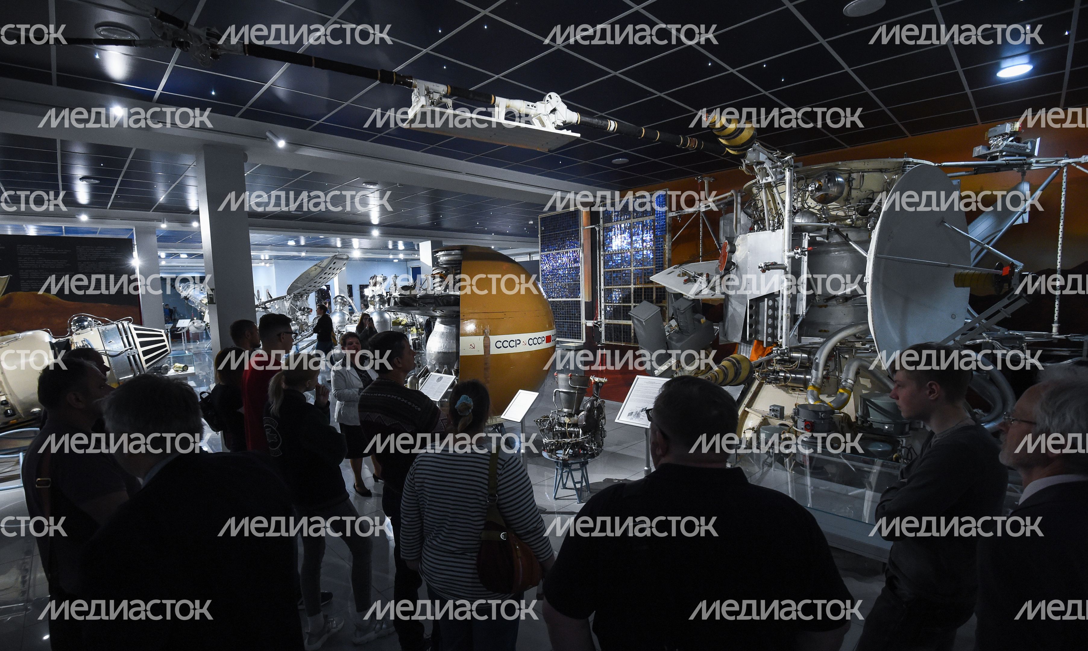 Презентация транспортных карт с героями мультфильма «Белка и Стрелка»