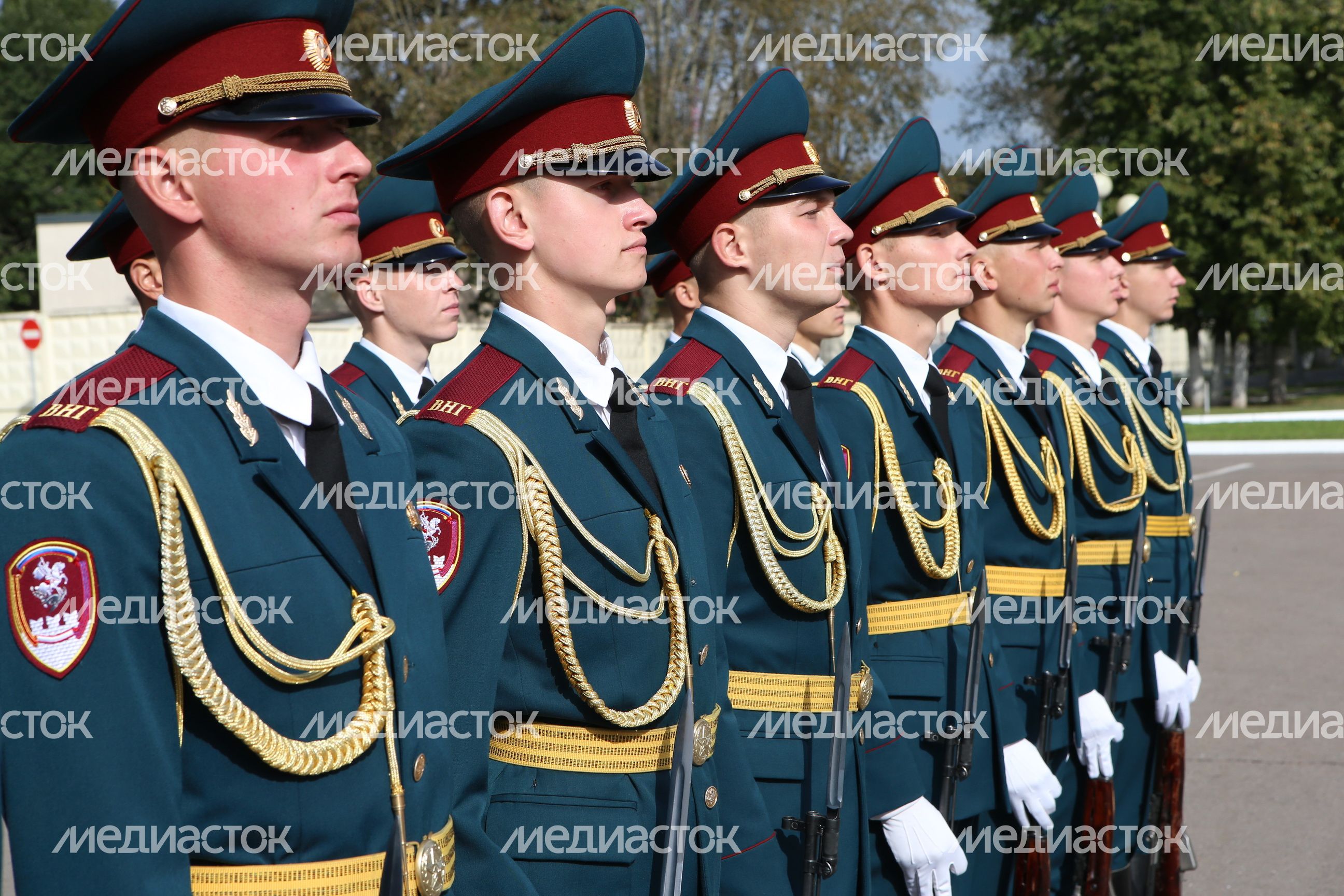 Воробьев принял участи в открытии ЖК для военнослужащих и ознакомился со строительством транспортных развязок в Балашихе