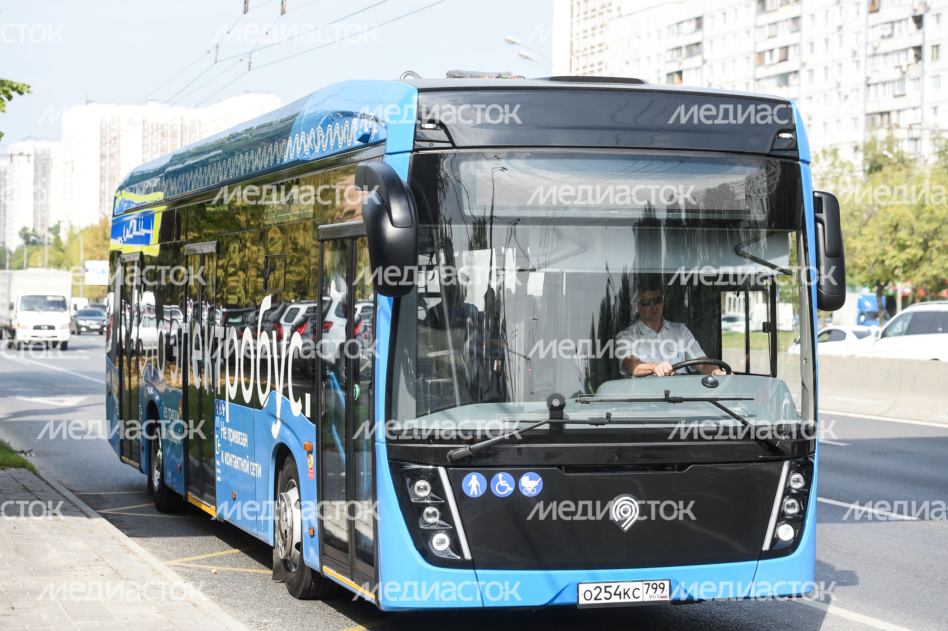 Первый электробус вышел на маршрут в Москве Первый электробус вышел на маршрут в Москве