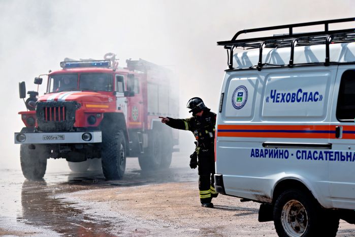 Учения Мособлпожспаса совместно с медициной катастроф по ликвидации последствий массового ДТП в Чехове