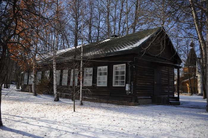 Богородская фабрика художественной резьбы по дереву