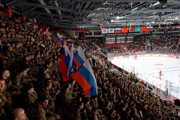 Матч Героев Подмосковья с легендами хоккея в Балашихе