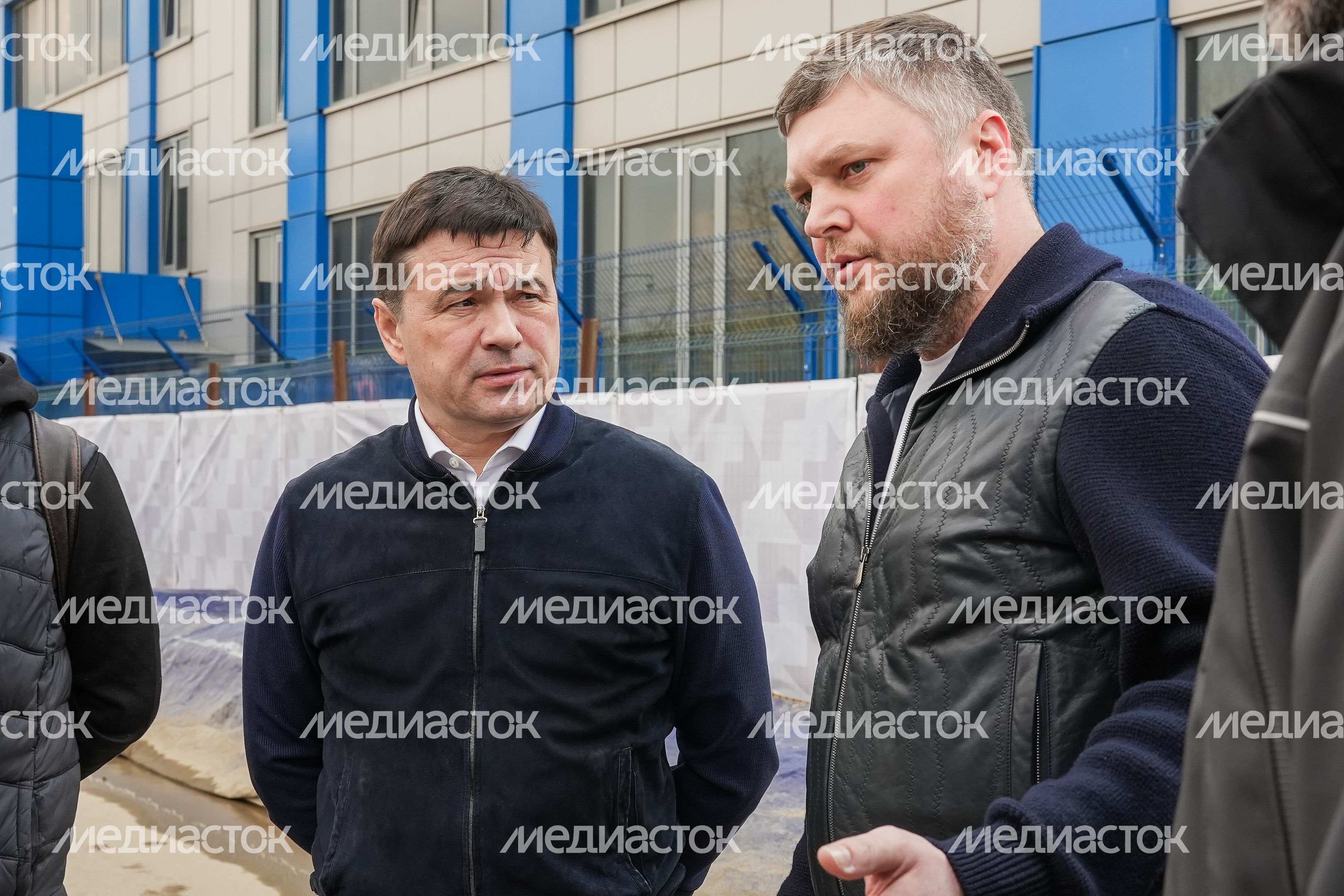 Проверка строительства пешеходного перехода в Люберцах Губернатором Подмосковья