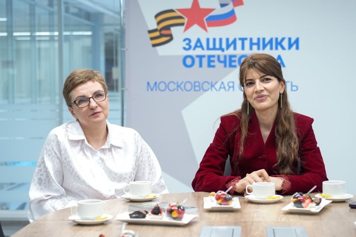 Андрей Воробьев поблагодарил соцкоординаторов Госфонда "Защитники Отечества" за поддержку ветеранов СВО и их семей