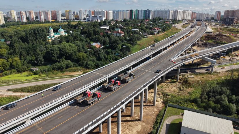 Открытие предпоследнего участка Южно-Лыткаринской автодороги