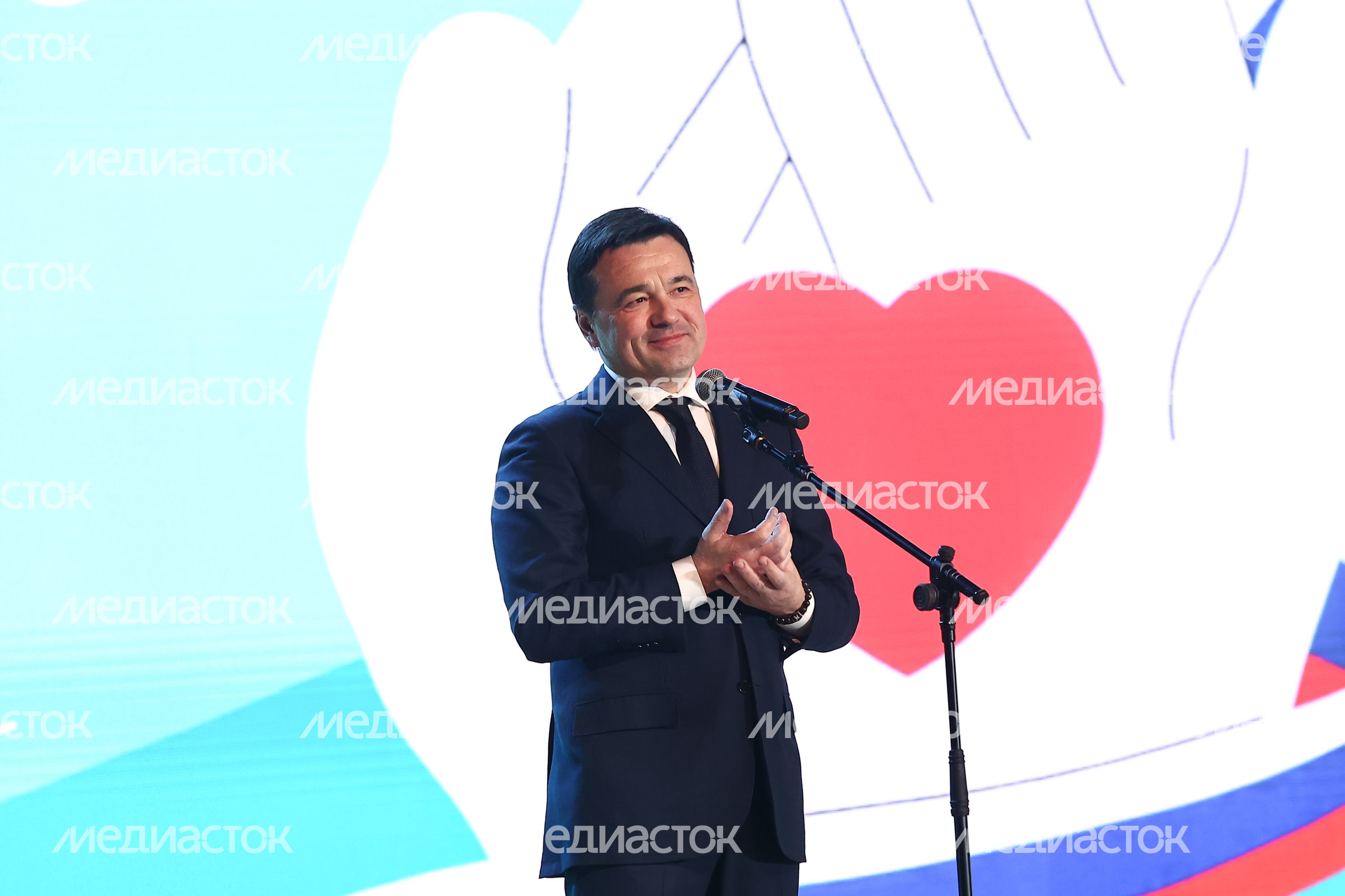 Награждение Губернатором лауреатов губернаторской премии «Мы рядом. Доброе дело»