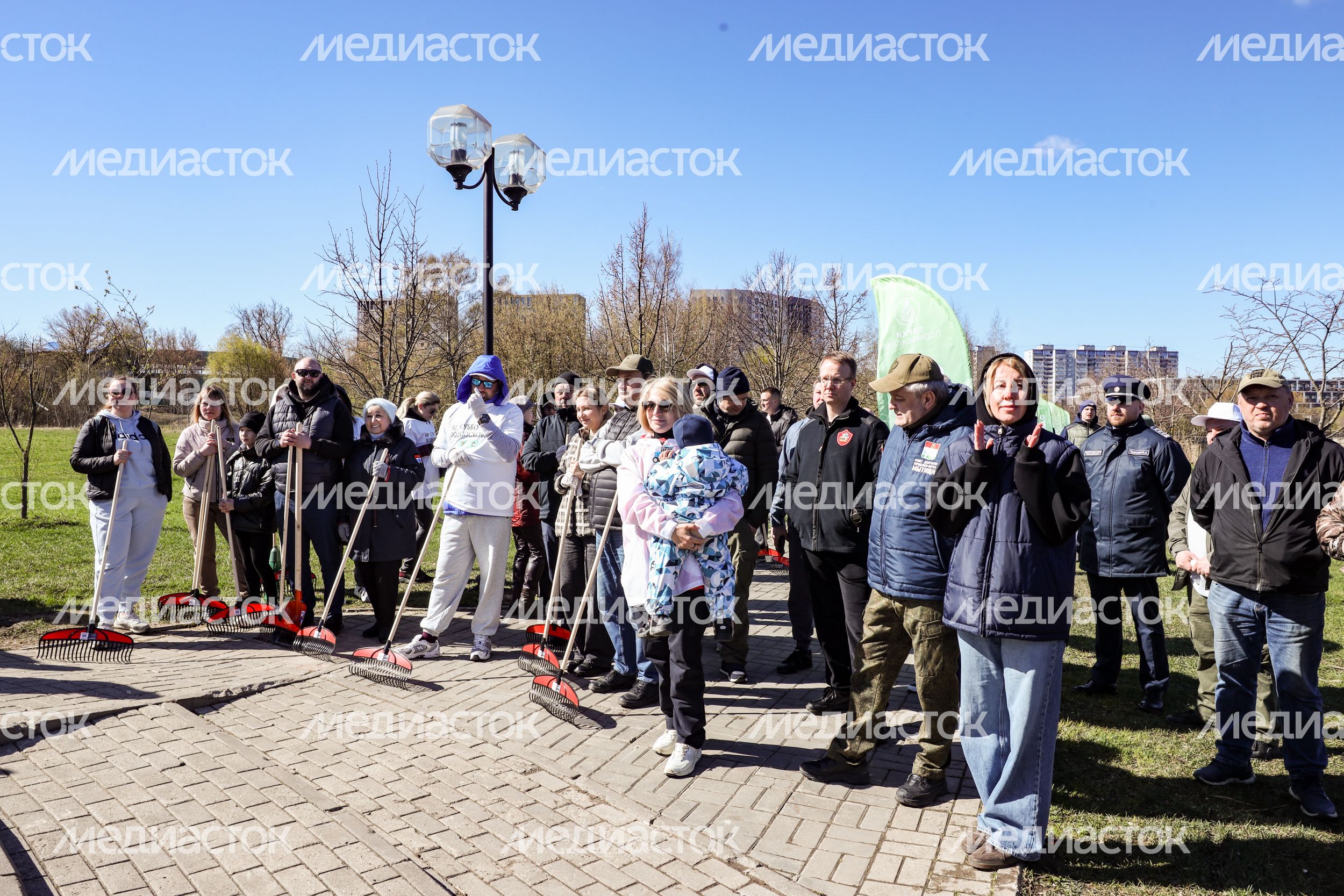 Игорь Даниленко с командой принял участие в Общеобластном субботнике