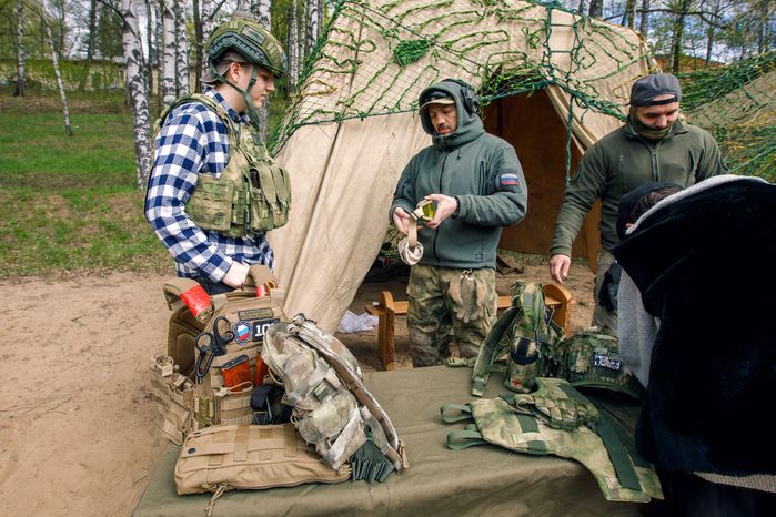 Военно-историческая реконструкция "Успех в единстве поколений" в Химках