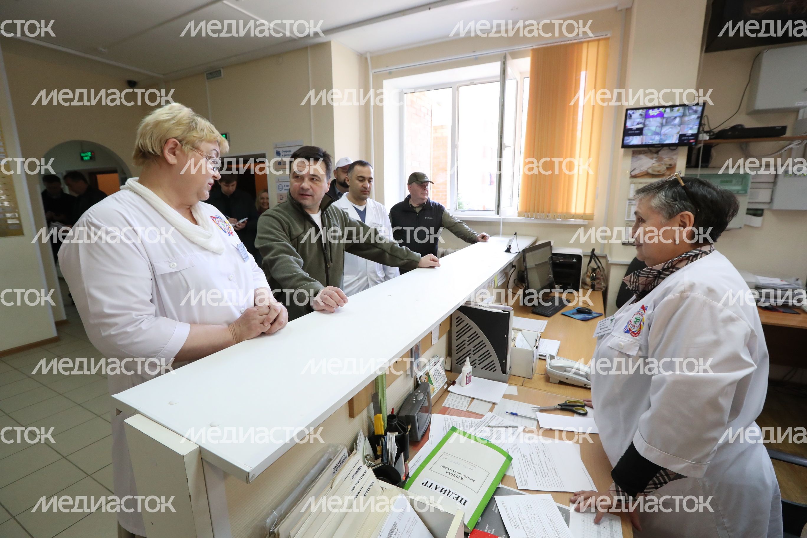 Воробьев принял участие в субботнике в Красногорске