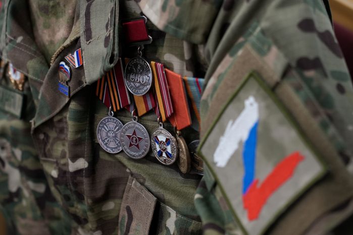 Андрей Воробьев и Игорь Щёголев встретились с финалистами программы "Герои Подмосковья"