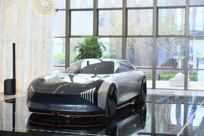 Посещение автозавода Changan Automobile Group в Китае Губернатором Подмосковья