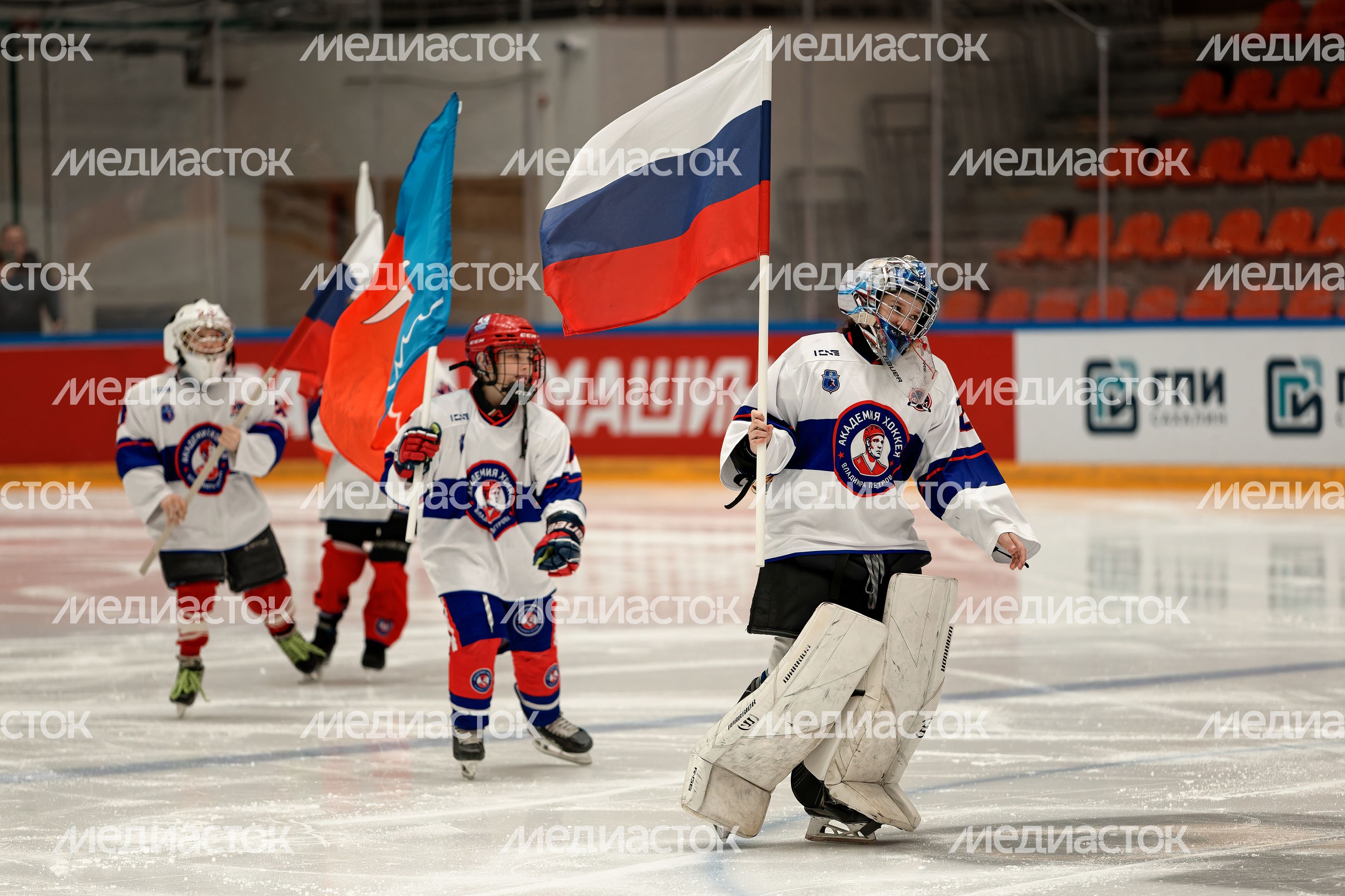Хоккейный матч ко Дню Победы в Красногорске Хоккейный матч ко Дню Победы в Красногорске