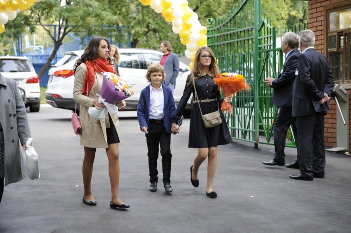 День знаний в Ломоносовской школе в Москве