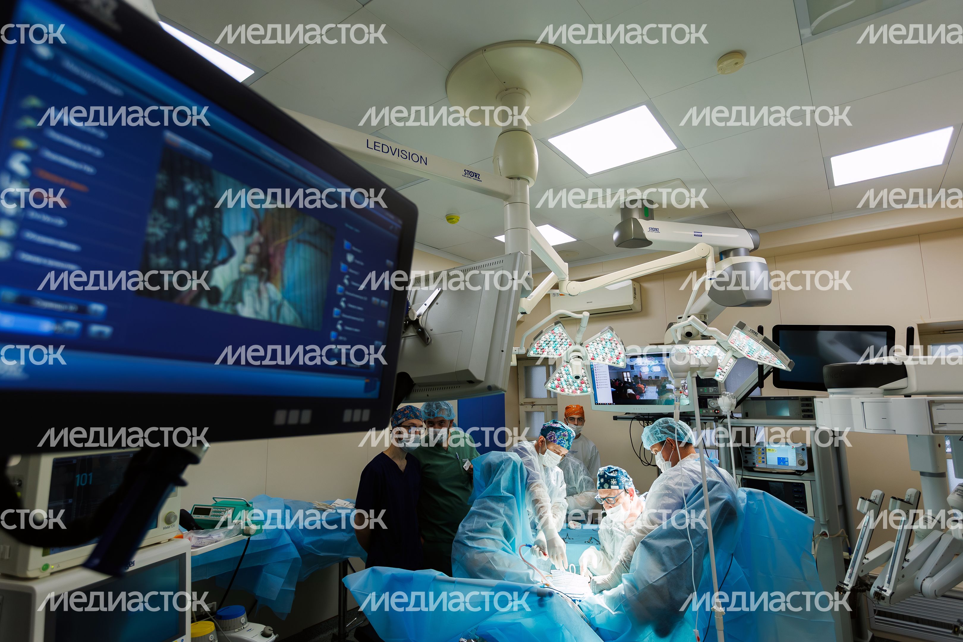 Операционная Московского областного НИИ акушерства и гинекологии имени академика В.И. Краснопольского (МОНИИАГ)