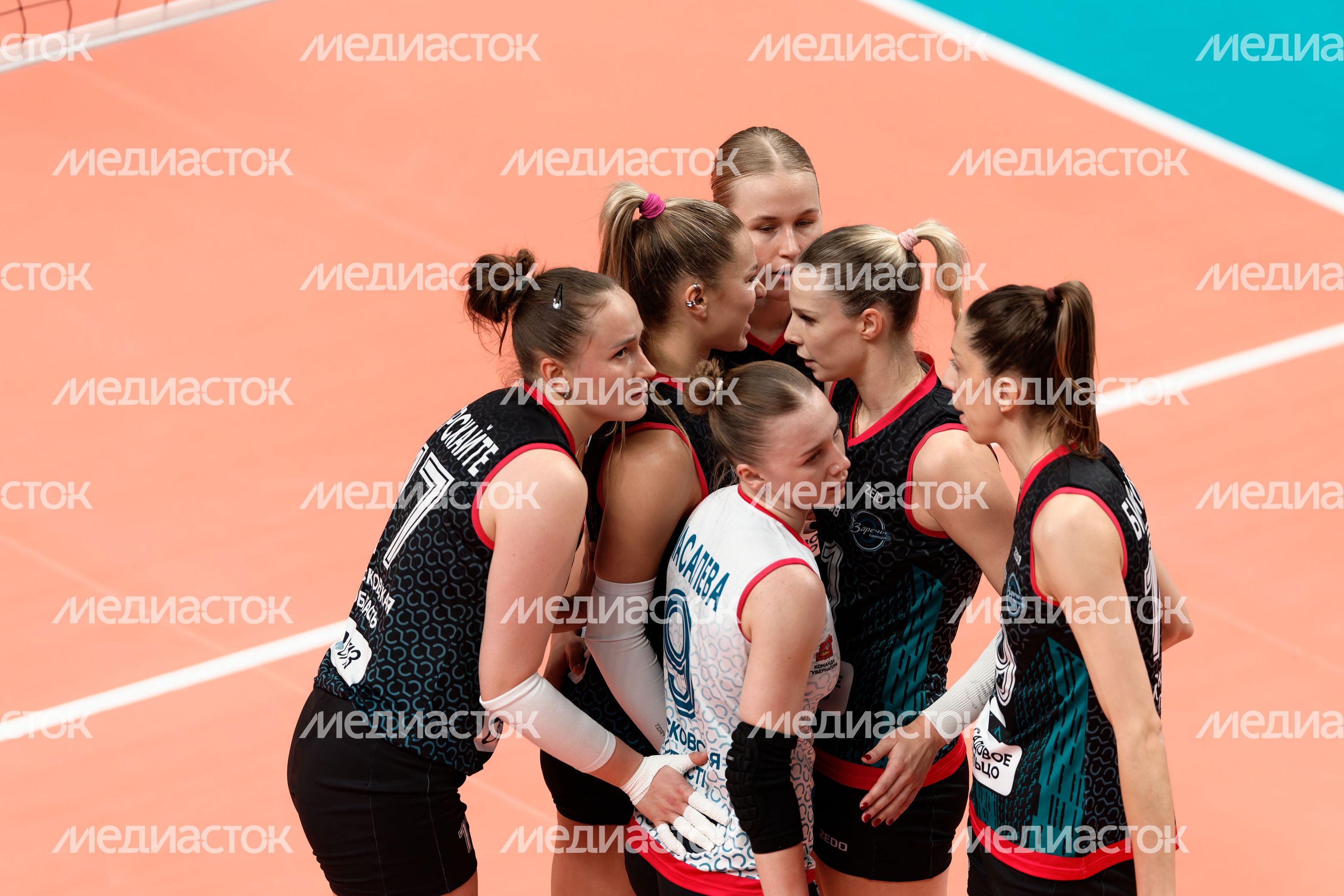 «Заречье-Одинцово» обыграло «Локомотив» в женском чемпионате России по волейболу