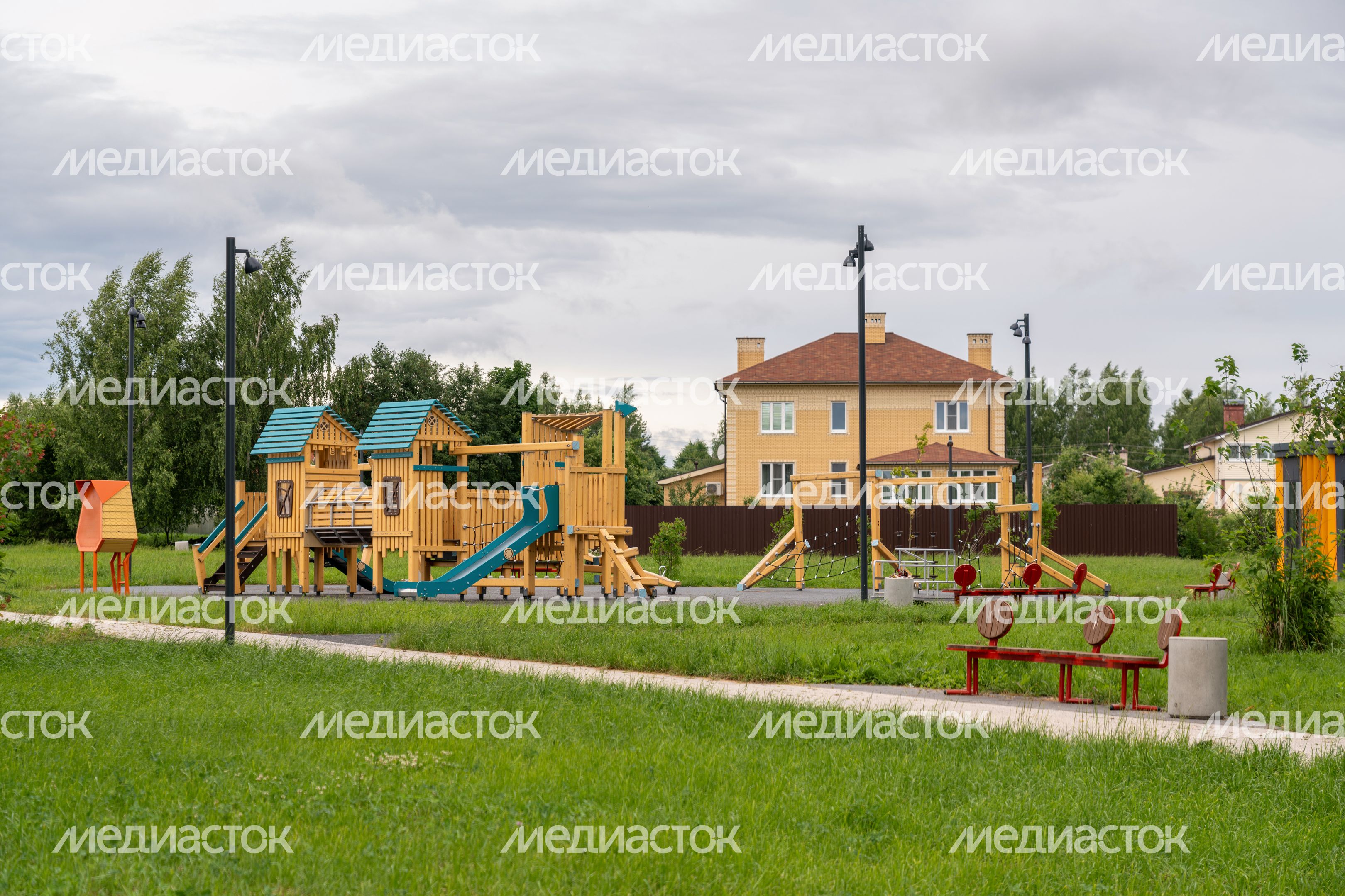 Благоустройство набережной парка «Красный ручей» в Лотошино Благоустройство набережной парка «Красный ручей» в Лотошино