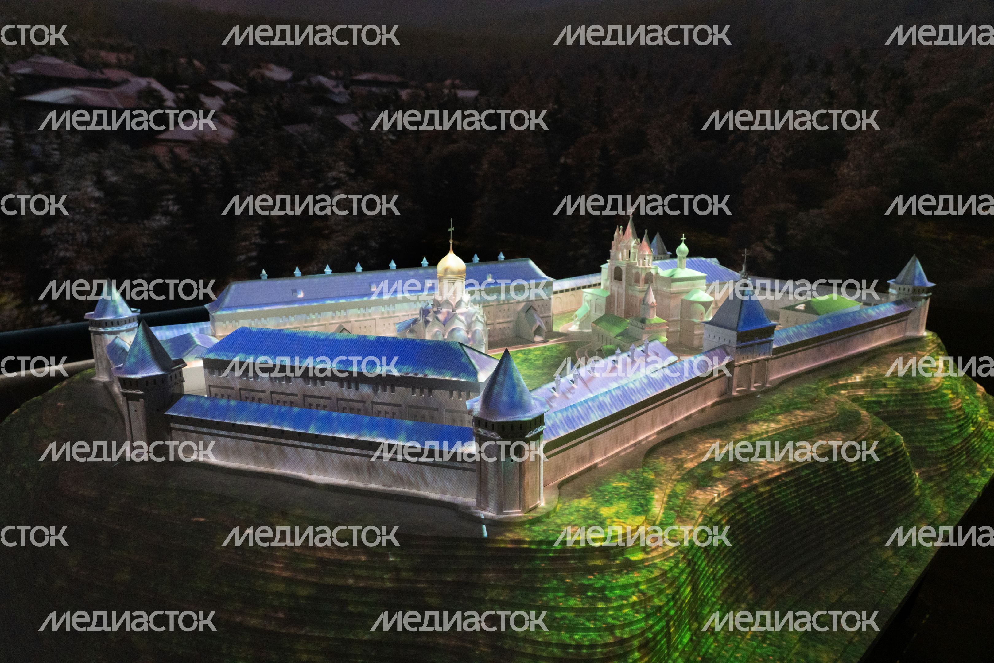 Звенигородский манеж Звенигородский манеж