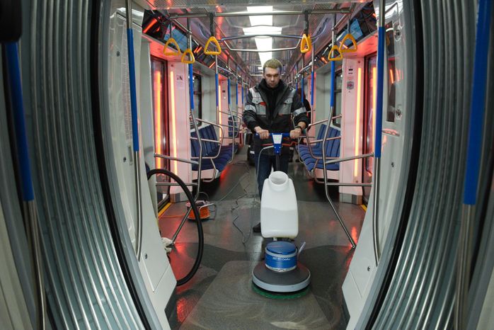 Кварцевание и обеззараживание вагонов метро в Москве