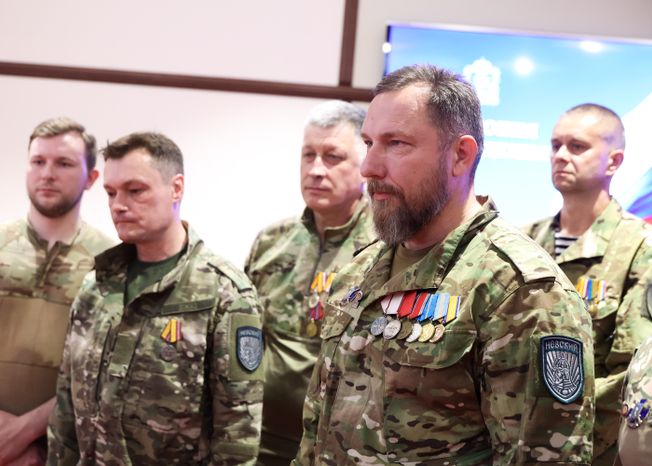 Бойцы отряда БАРС получили государственные награды