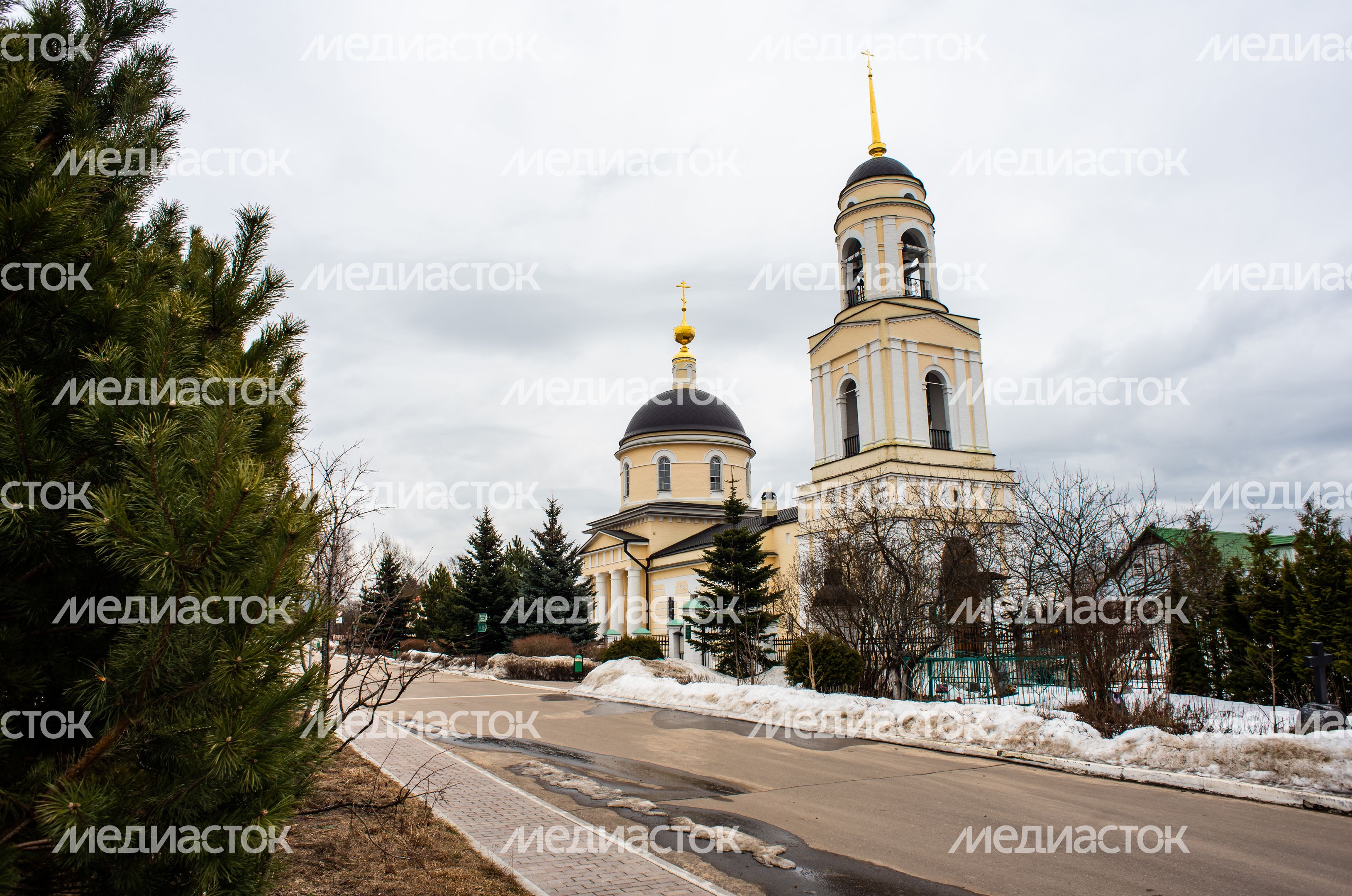 Церковь Преображения Господня в Радонеже