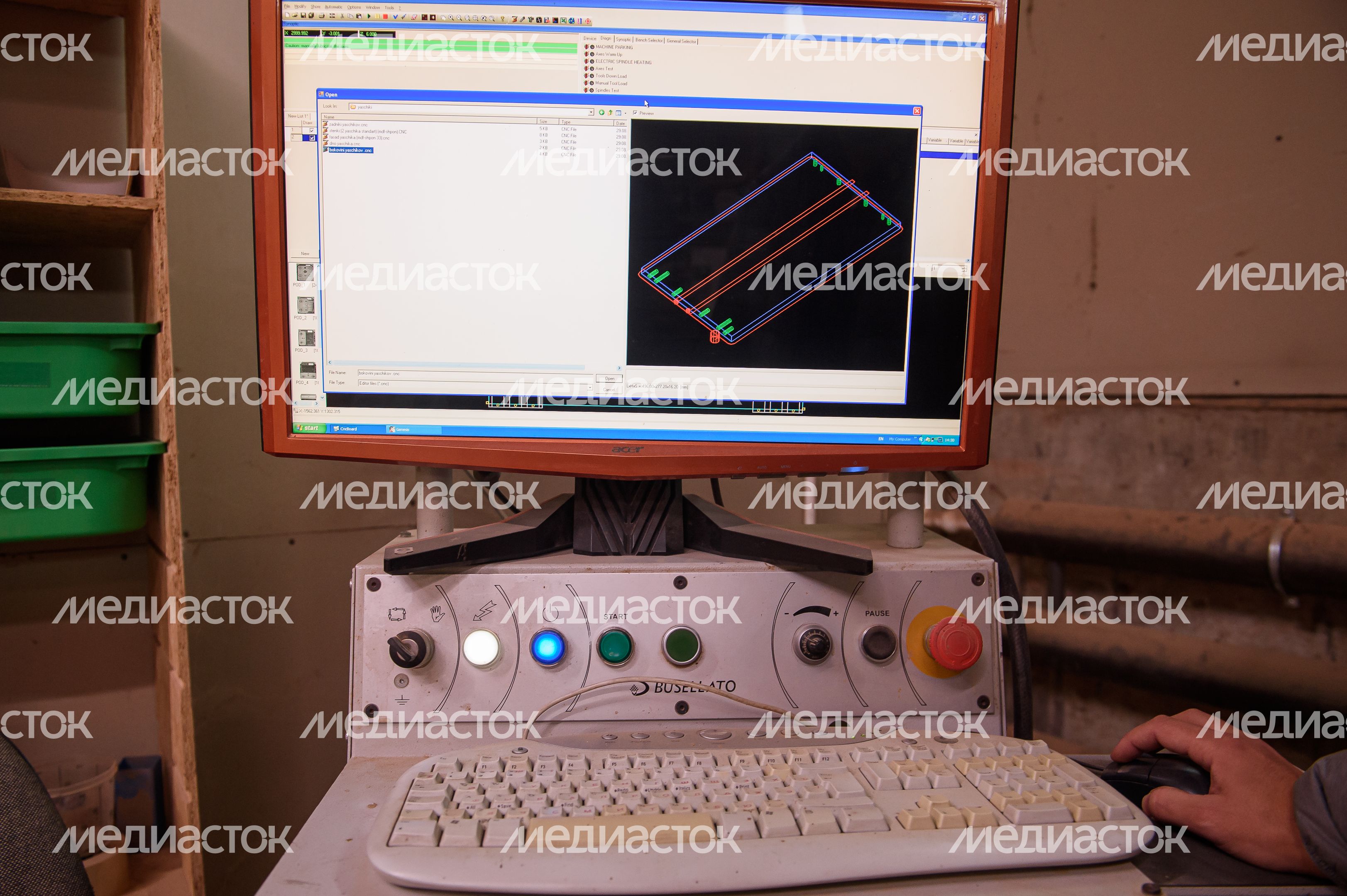 Подмосковное производство гардеробных систем Monoform