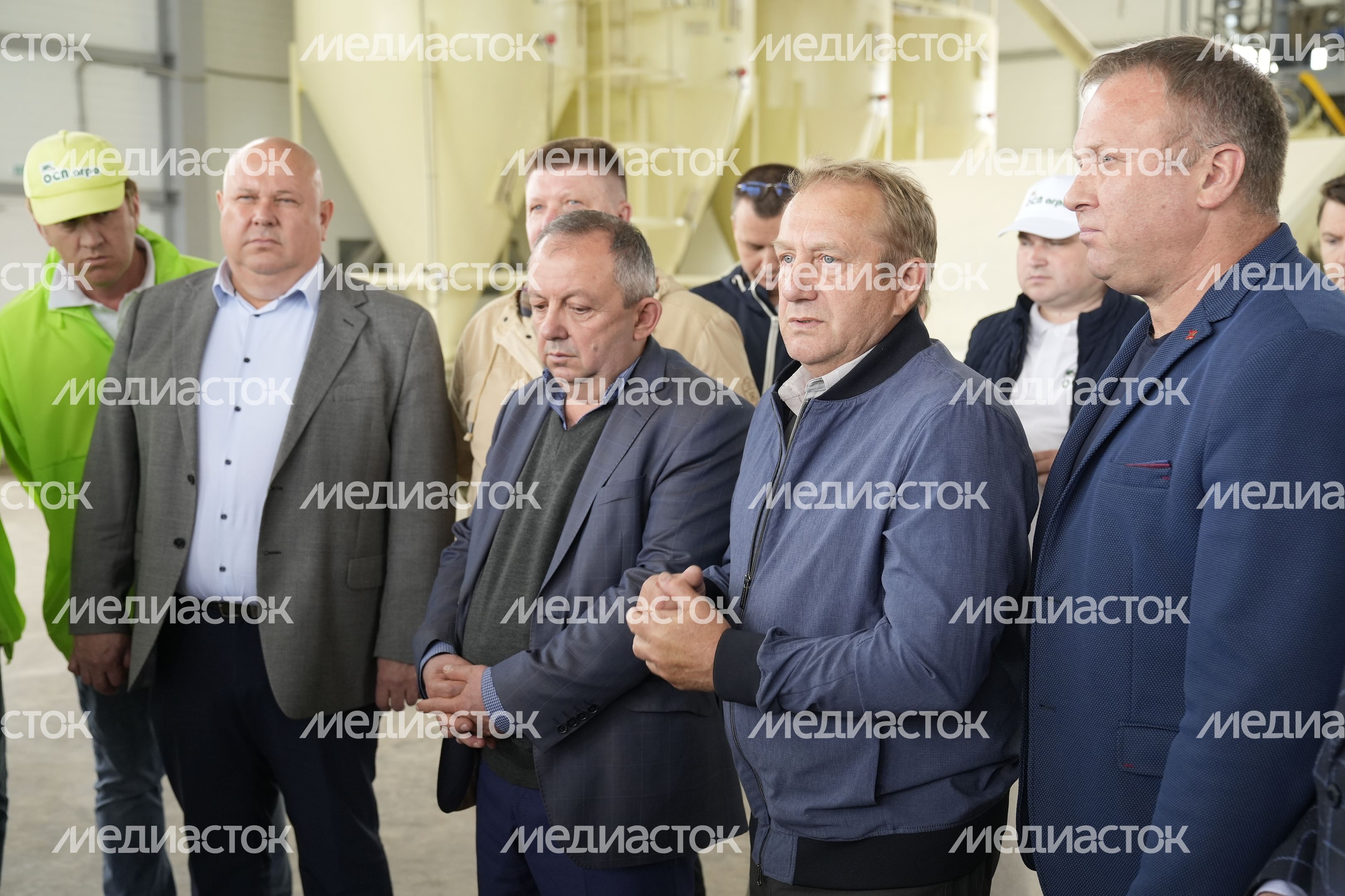 Открытие Губернатором Подмосковья комбикормового завода в Озерах Открытие Губернатором Подмосковья комбикормового завода в Озерах