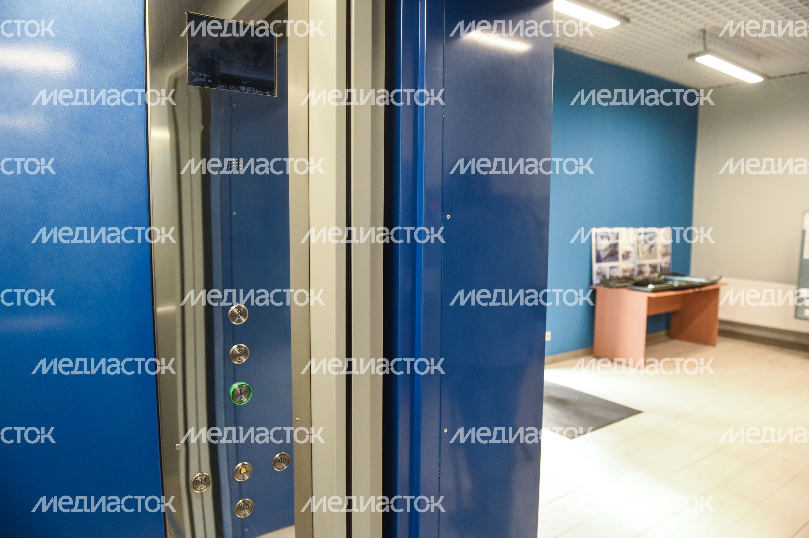 Экскурсия для студентов на производство Мослифт