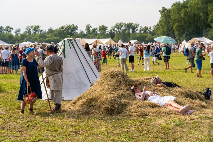 Ремесленные мастерские эпохи Древней Руси XVI века на фестивале «Гуляй город» в округе Чехов