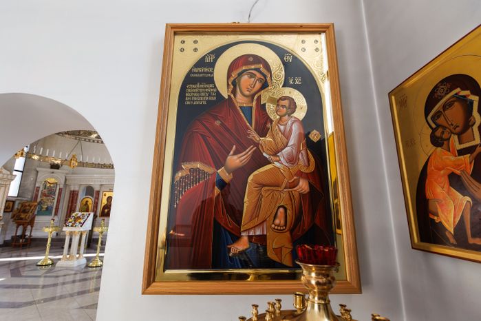 Церковь Успения Пресвятой Богородицы в поселке Челюскинский Пушкинского округа