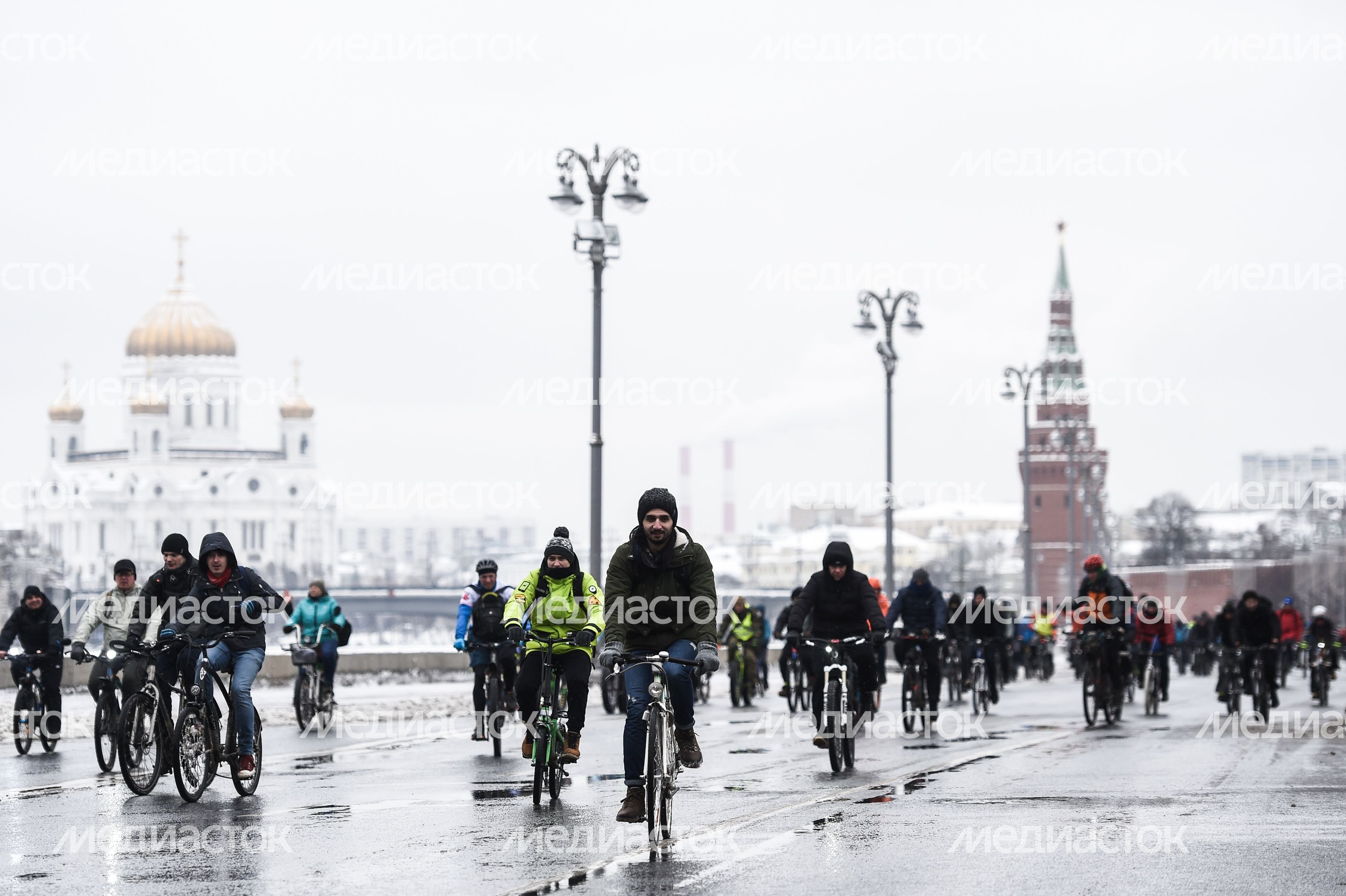 В Москве состоялся 4-й Зимний Велопарад