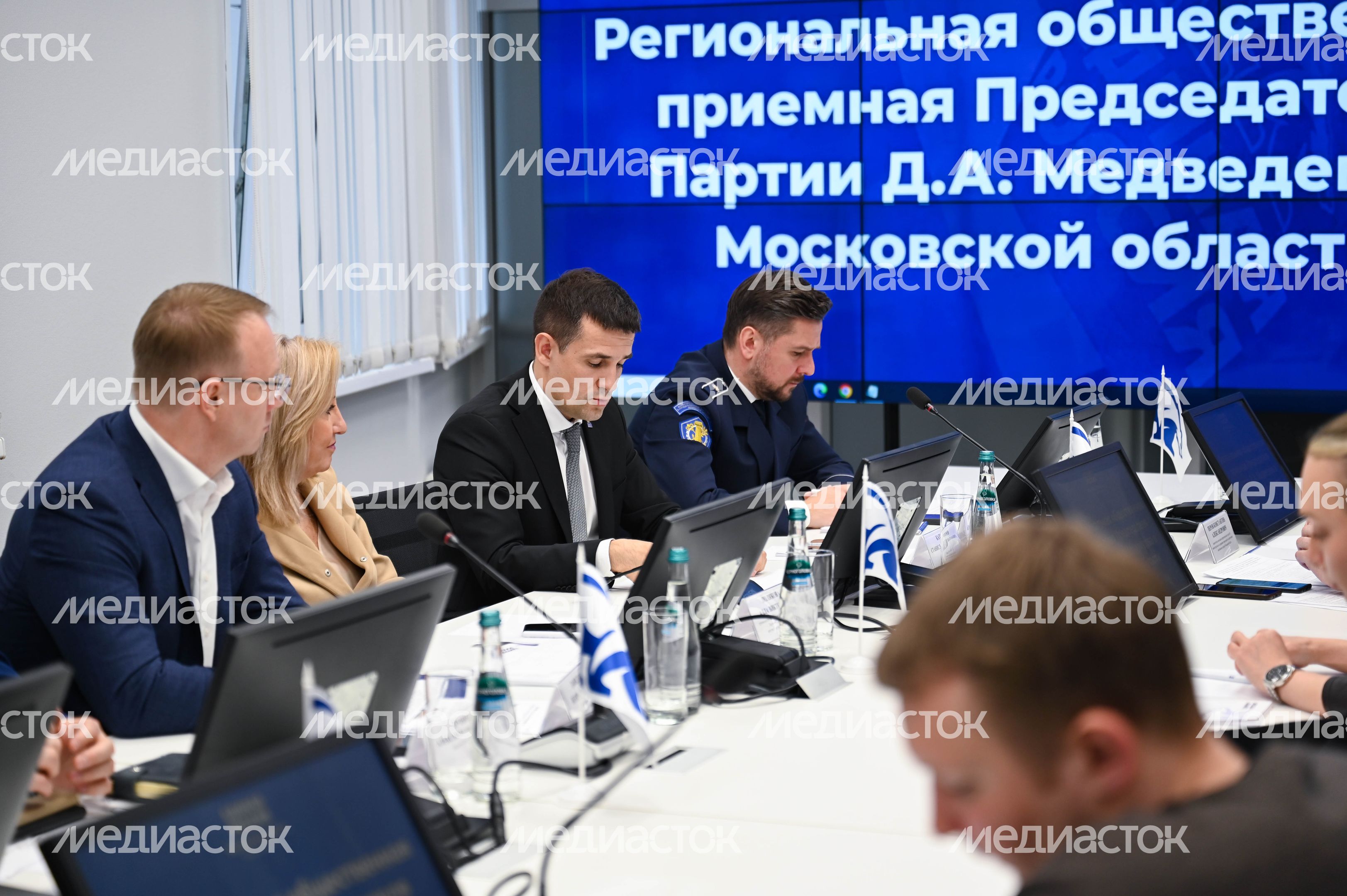 Игорь Даниленко провёл личный приём граждан в Ленинском округе