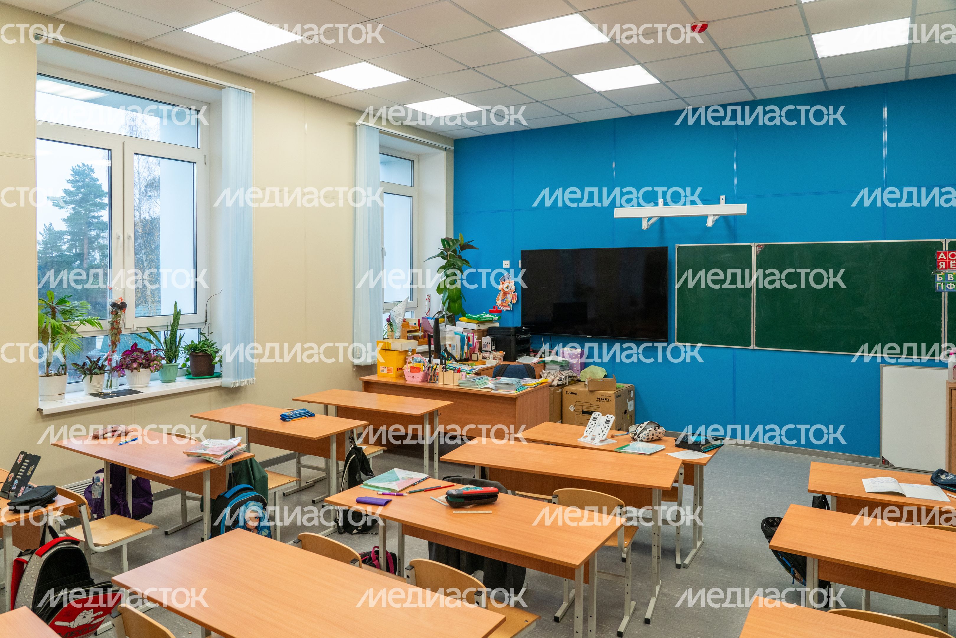 Учебный класс Поваровской средней школы после капитального ремонта в округе Солнечногорск Учебный класс Поваровской средней школы после капитального ремонта в округе Солнечногорск