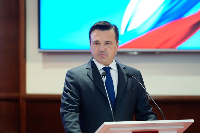 Андрей Воробьев вручил награды бойцам подразделений БАРС