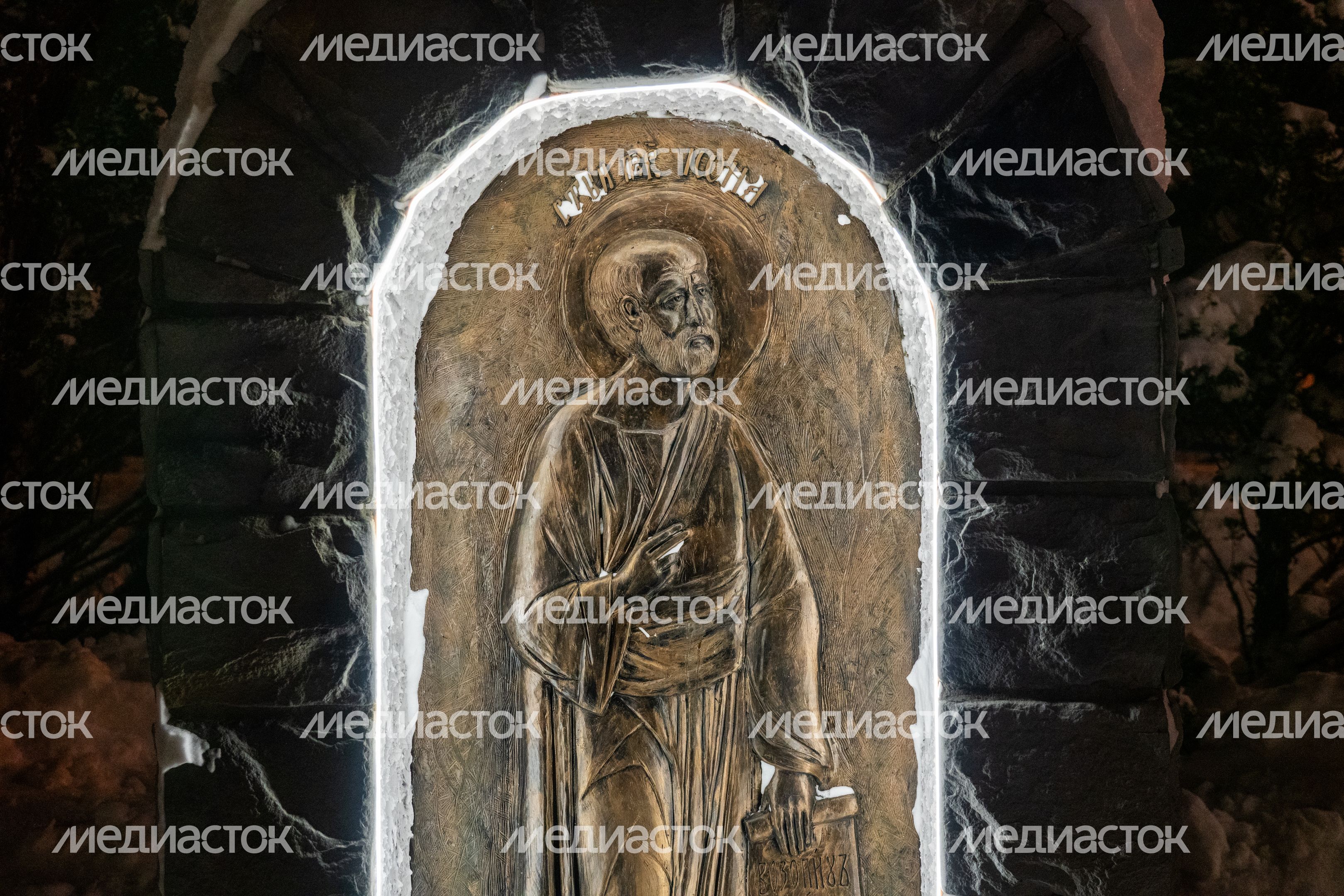 Крещенские купания в Михайло-Архангельском храме деревни Бушарино округа Звенигород Крещенские купания в Михайло-Архангельском храме деревни Бушарино округа Звенигород