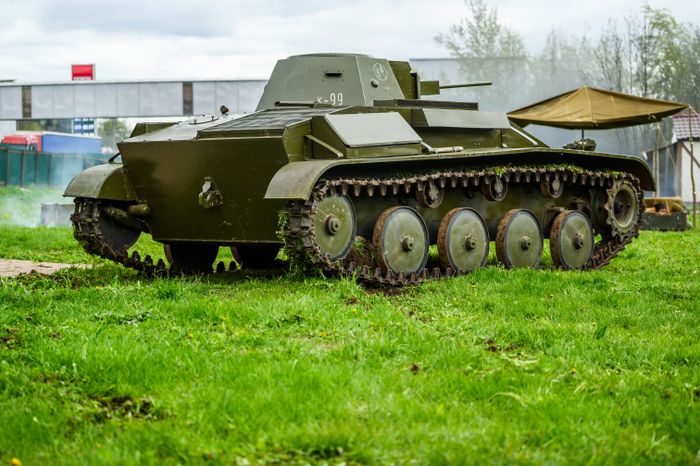 Военно-историческая реконструкция событий мая 1945 года в музее истории танка Т-34 в Мытищах