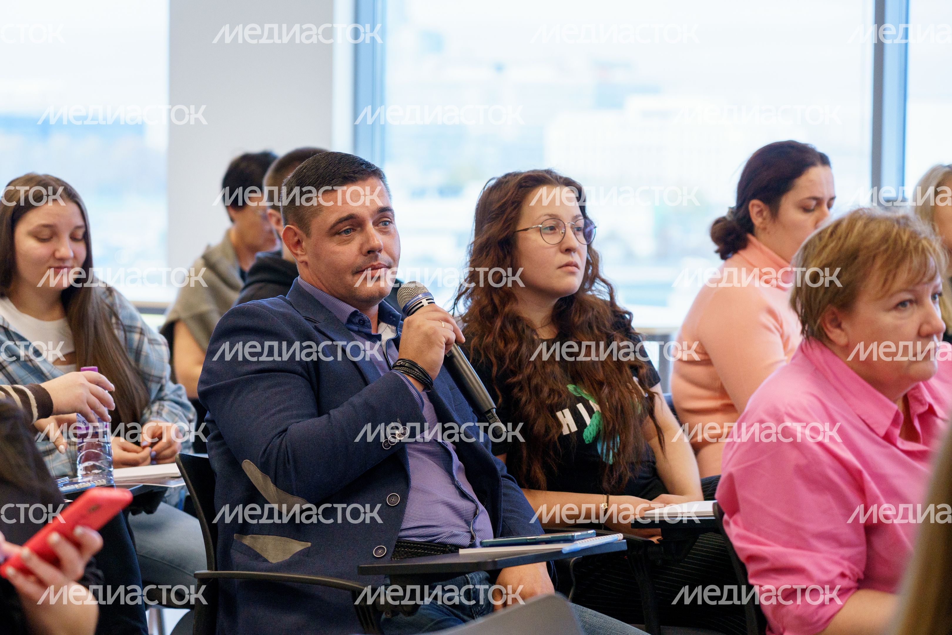 Семинар о работе системы обратной связи с жителями с работниками ЖКХ Семинар о работе системы обратной связи с жителями с работниками ЖКХ